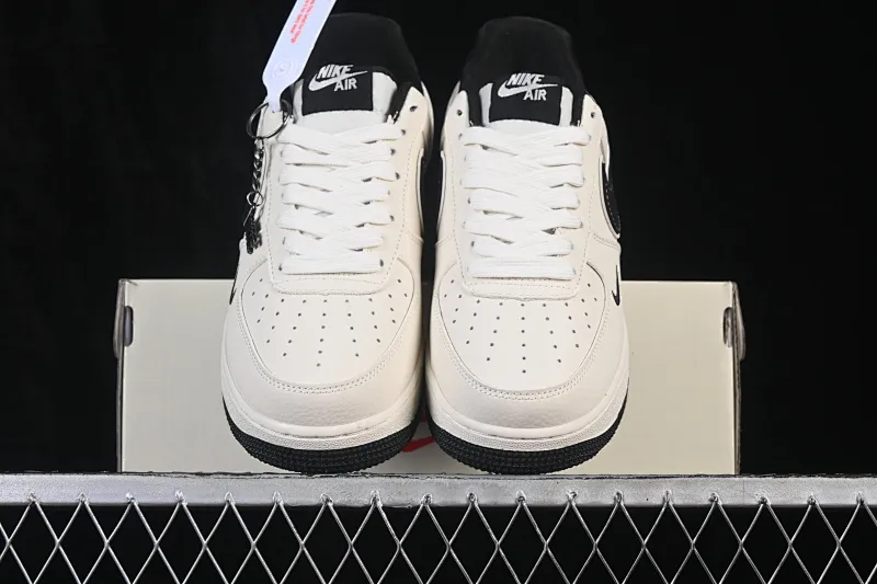 All Categories Nk Air Force 1 Air Force Series Nk Air Force 1 Low Air Force Low Nike Air Force 1'07 Low Beige White Black Contrast Color Air Force One Low Casual Sneakers DW8806-001